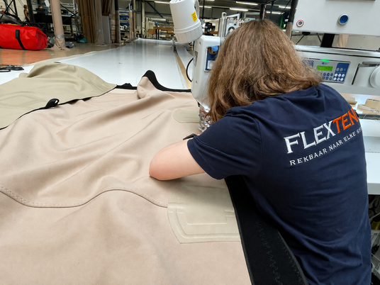 Eigenproductie flextent