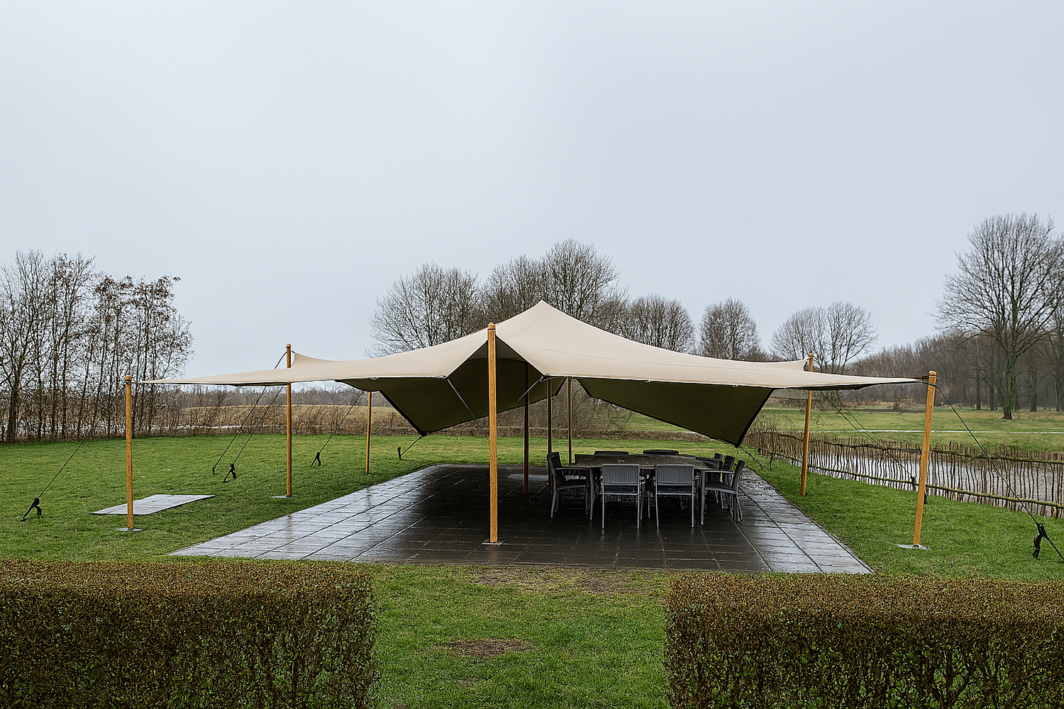 tent in tuin FLEXTENT® 10.5 x 15 meters